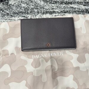 Dagne Dover Accordion Travel Wallet NWT